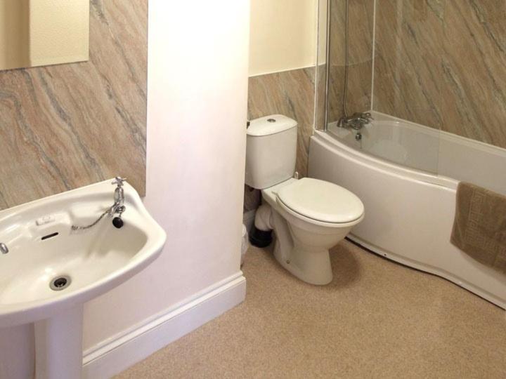 Horseshoe Hotel Whitby Room photo